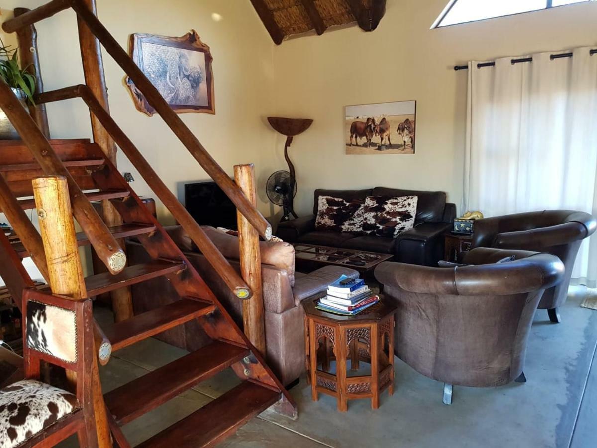 Lodge Twentyfour Mabalingwe Nature Reserve Bela-Bela Buitenkant foto
